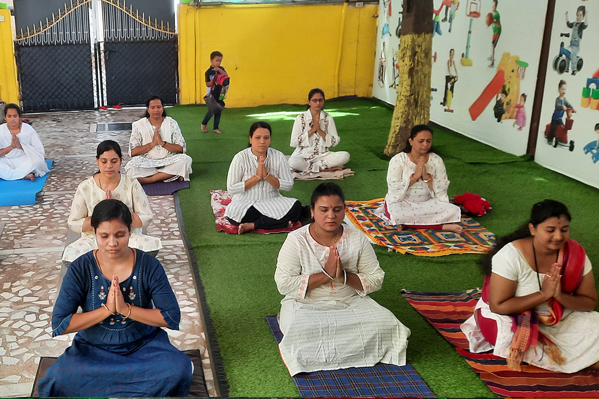 yoga day with mothers